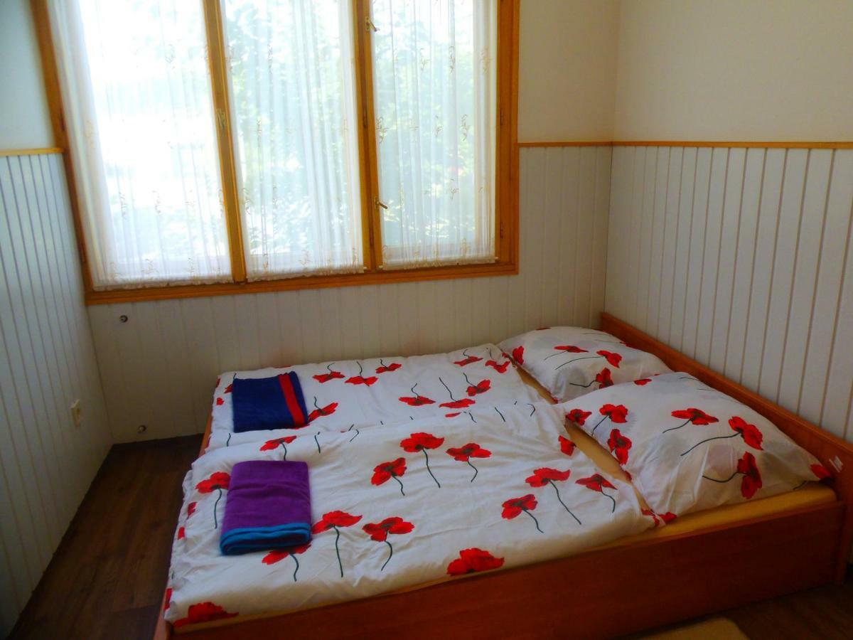 Hovirag Apartman 2 ハイデゥソボスロー エクステリア 写真