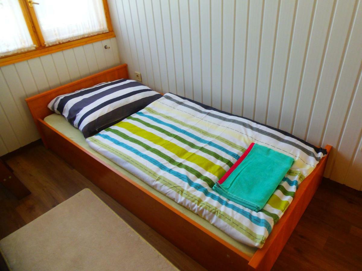 Hovirag Apartman 2 ハイデゥソボスロー エクステリア 写真